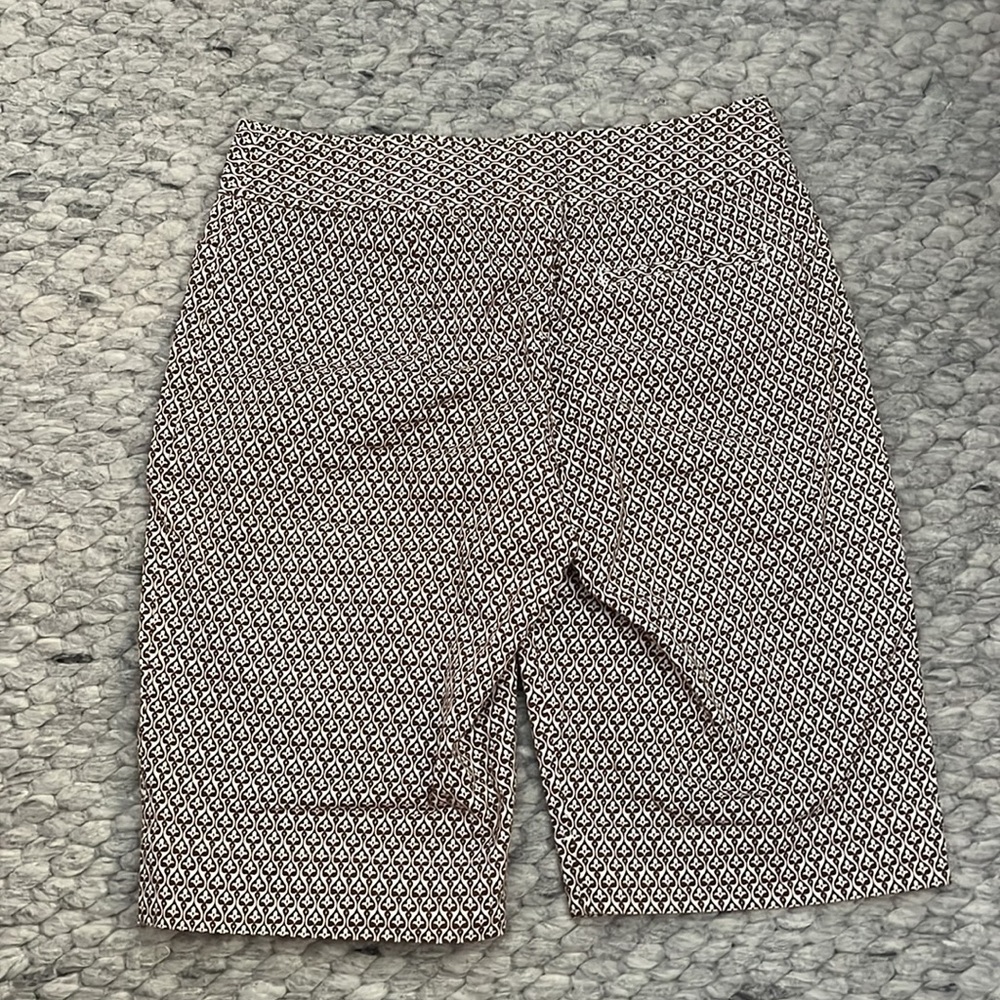 Talbots Patterned Bermuda Shorts - Picture 2 of 6